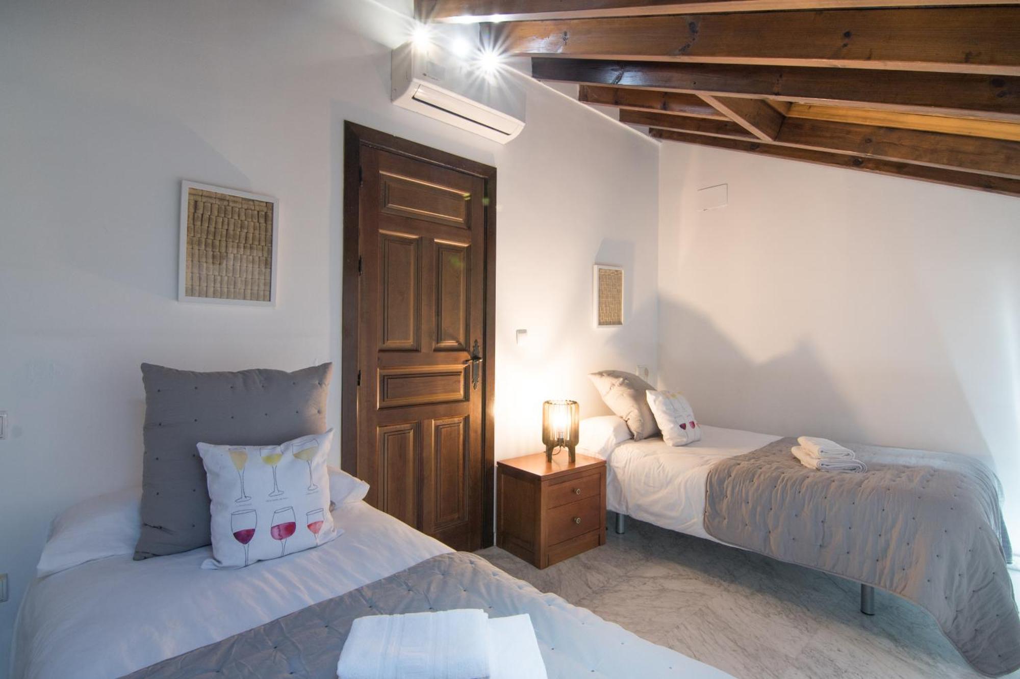 Tuguest Atico Gracia Apartment Granada Exterior photo